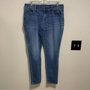 Old Navy Super Skinny Mid Rise Size 12 Regular